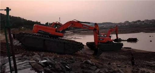 民強水陸兩用挖掘機出租 洪湖市大沙優質推薦商家，助力高效施工